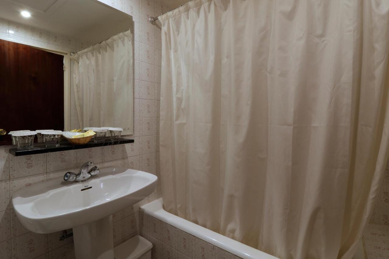 Hotel Delavall Vielha Ngoại thất bức ảnh