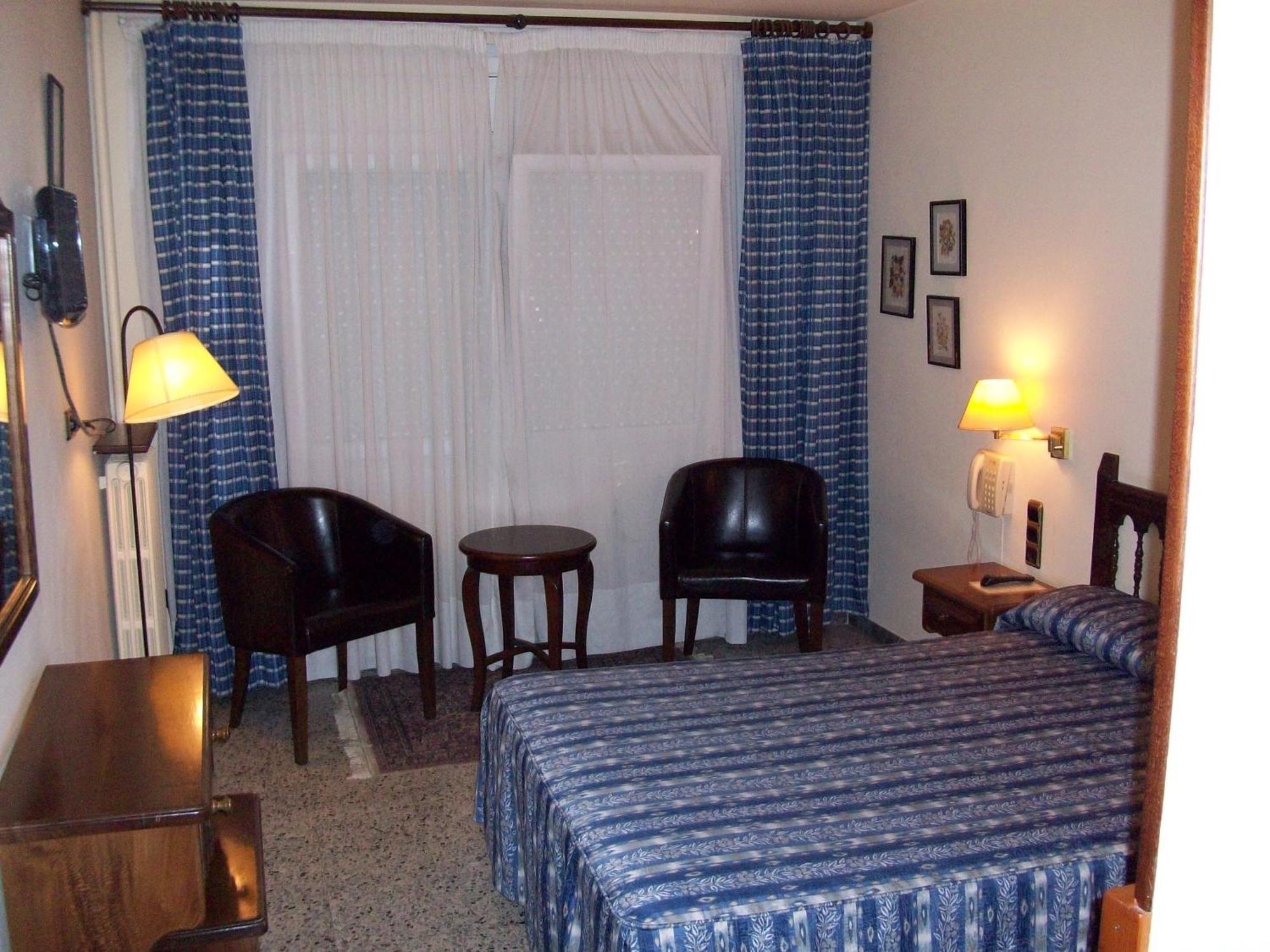 Hotel Delavall Vielha Ngoại thất bức ảnh